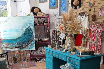 Sarasota Shopping Tour: Bubbles, Bites & Boutique Bliss