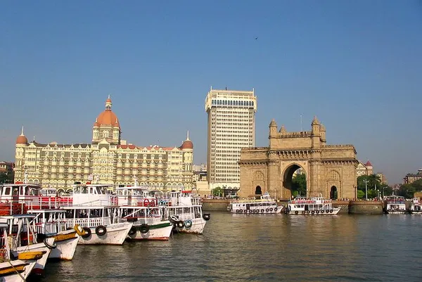 Unveiling Mumbai: A Whirlwind Private Sightseeing Adventure