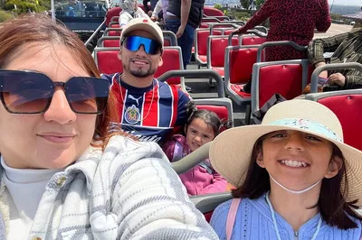 Explore San Francisco's Iconic Landmarks: A Deluxe Hop-On Hop-Off Adventure