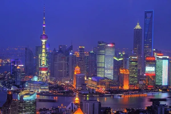 Shanghai Night Lights: VIP River Cruise & Tower View