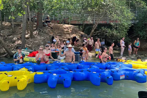 Downtown Austin: Spring River Tubing Adventure!