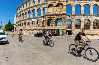 Uncover Pula's Ancient Wonders: An E-Bike Adventure Through History
