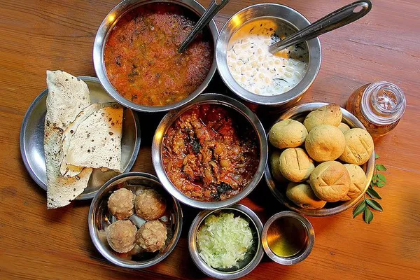 Savor Bangalore: Authentic Home Cooking with a Master Chef's Family