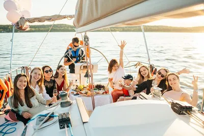 Palermo's Culinary Coast: A Private Sailing & Sicilian Feast