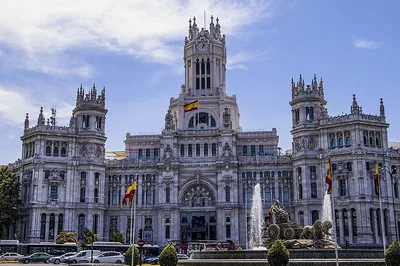Madrid's Majestic Marvels: A Private 4-Hour City Tour