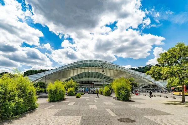 Explore Three Nations: A Day Trip from Liège to Aachen and Maastricht