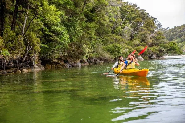 Astrolabe Adventure: 2-Day Kayak Freedom in Abel Tasman