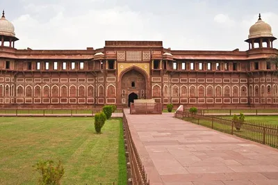 Unveiling India's Splendor: 5-Day Golden Triangle Cultural Expedition