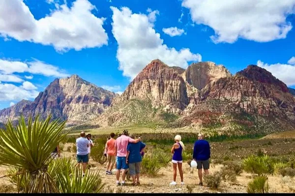 Red Rock Canyon Tour: Unforgettable Desert Adventure