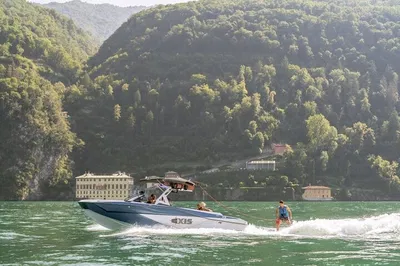 Lake Como Adventure: Boat Tour with Watersports Thrills!