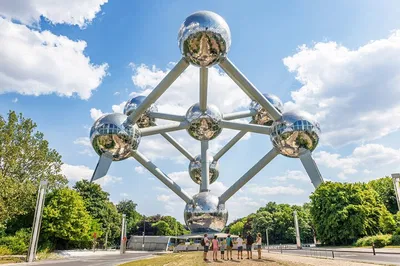 Brussels Private Tour: Atomium, Lunch & City Highlights