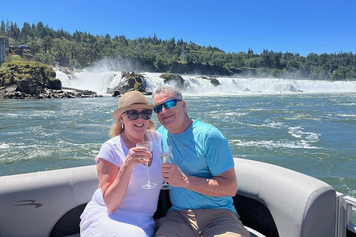 Willamette Falls River Cruise: See Portland's Majestic Waterfalls!