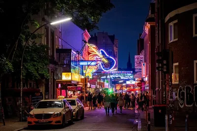 St. Pauli After Dark: Private Red Light District Walking Tour (18+)