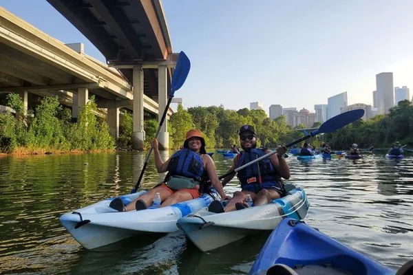Glide Through Houston's Heart: Buffalo Bayou Kayak & Paddleboard Adventure