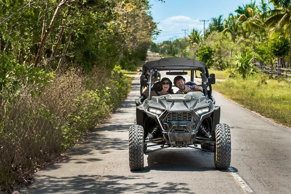 Cozumel RZR & Beach: Kuzá Park Deluxe Pass Adventure!