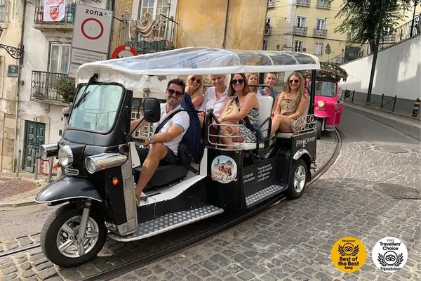 Lisbon Tuk Tuk Tour: Private 4-Hour Local Adventure!