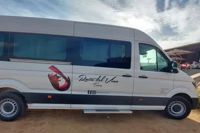 Luxurious Valle de Guadalupe Group Transfers: Ride in Style!