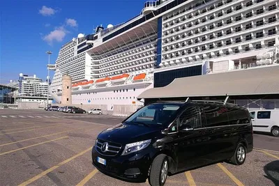 Seamless Transfer & Roman Holiday: Civitavecchia Port to Airport with a 3-Hour Rome Tour