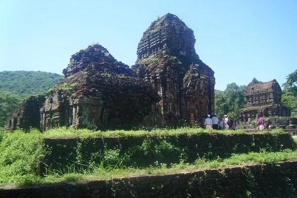 My Son Sunset Boat Tour from Hoi An - Dinner Included
