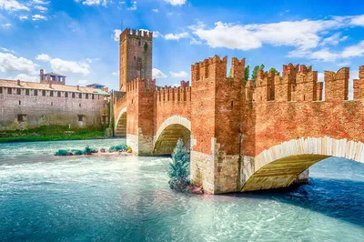 Seamless Milan-Verona Transfer: Private, Personalized & Punctual!