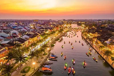 Da Nang: Private Marble Mountains & Hoi An Day Tour