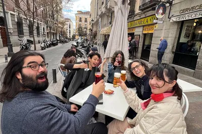 Madrid: Authentic Tapas Tour with Drinks & Local Guide
