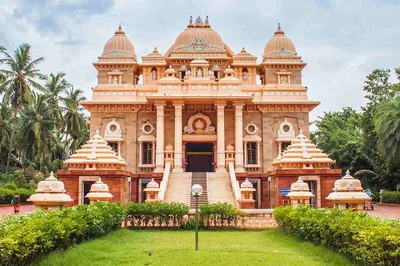 Enlightenment Awaits: Spiritual Master Guided Meditation in Chennai
