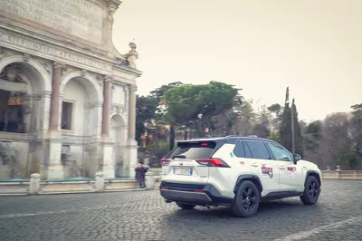 Rome in a Day: Personalized Taxi Tour of Iconic Landmarks