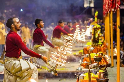 Varanasi Ganges Tour with Golden Triangle: 6-Day India Trip