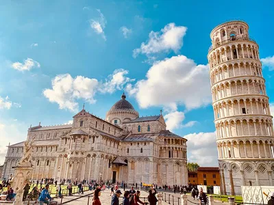 Unforgettable Pisa: Private Tour from Florence with Tower Option