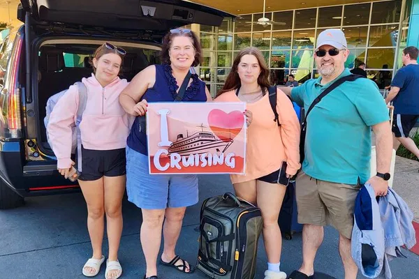 Seamless Port Canaveral Transfers: Arrive in Style and Comfort