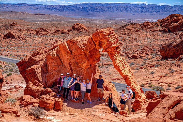 Valley of Fire Tour: Vegas Escape & Red Rock Wonders