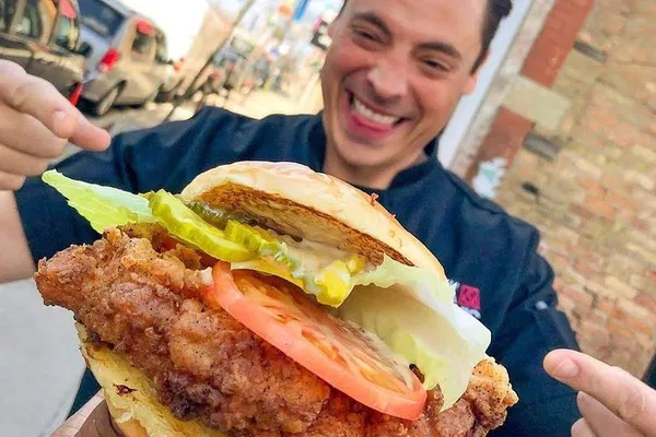 Chicago's West Side Foodie Ride: A Culinary Bike Adventure