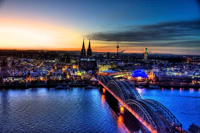 Cologne Christmas Magic: A Roman Holiday Day Trip from Amsterdam!