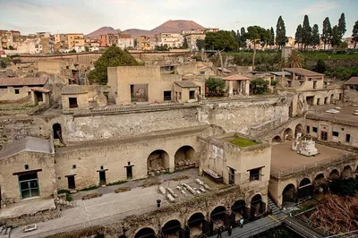 Unearth Ancient Roman Life: Herculaneum Guided Tour from Naples