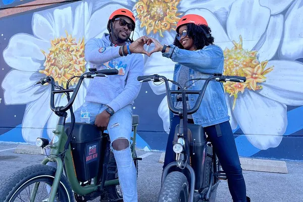 Dallas Mural E-Bike Adventure: Explore Art on Two Wheels!