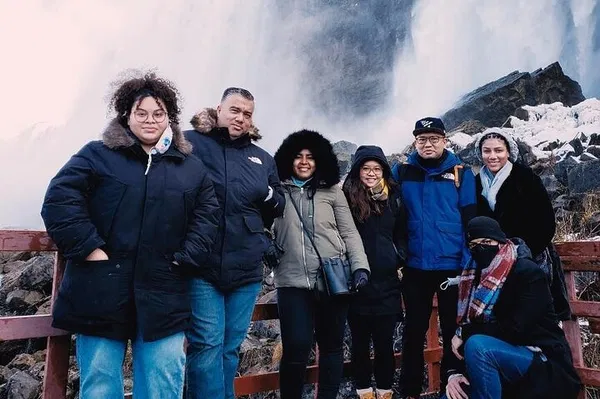 Niagara's Frozen Majesty: A Winter Wonderland Adventure!