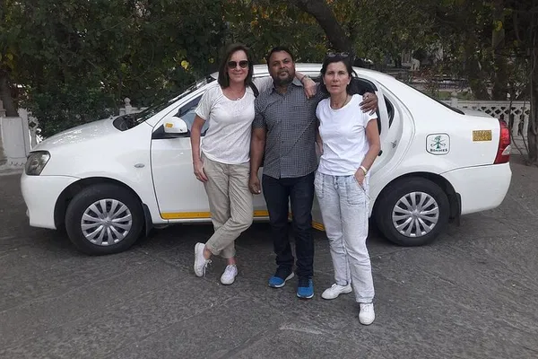 Unveiling Jaipur's Splendor: A Private Car Sightseeing Adventure