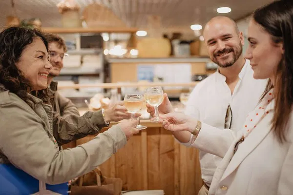 Bordeaux's Historical Center: A Gourmet Food & Wine Walking Tour