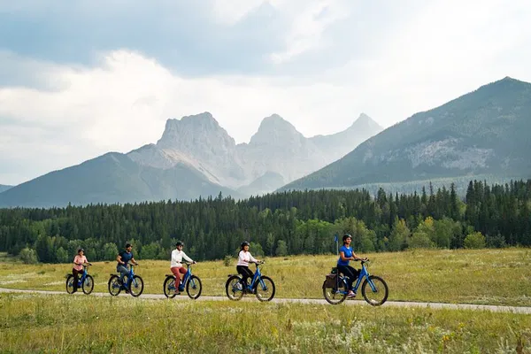 Canmore's Foodie Bike Tour: Ride & Dine!