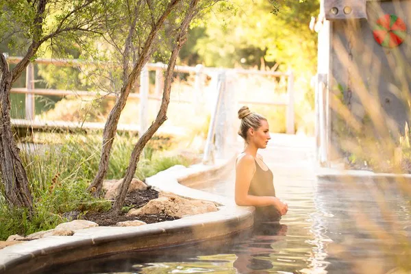 Melbourne to Mornington: Peninsula Hot Springs Express Shuttle & Spa Escape