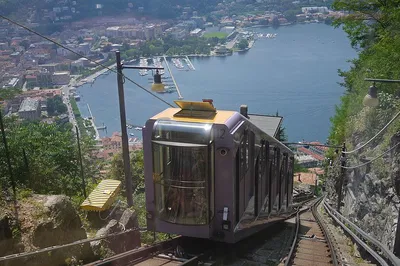 Como's Charms: Sightseeing & Wine Tasting Adventure