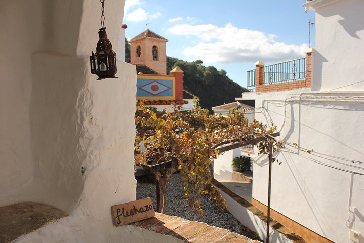 Andalusian White Villages & Mudejar Route Tour with Lunch