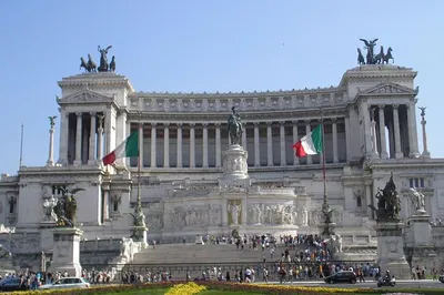 Rome Day Tour from Civitavecchia: Discover Ancient Wonders & Iconic Landmarks