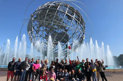 Discover NYC's Hidden Gems: A Contrasts Tour in Italian