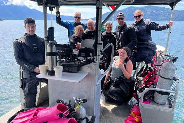 Vancouver Seal Snorkeling & Kayak Boat Tour