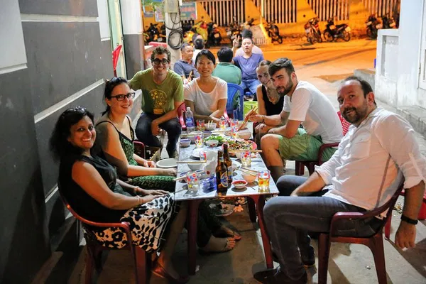 Da Nang Evening Food Tour: A Culinary Adventure Through Vietnamese Flavors