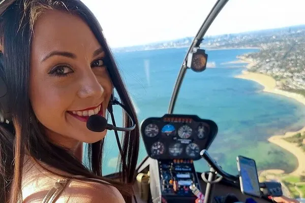 Melbourne City Scenic Helicopter Ride: Soar Above Melbourne's Iconic Landmarks