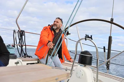 Embark on a Barcelona Sailing Adventure: Private Initiation Class