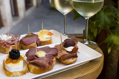 Giarre Culinary Gem: Authentic Italian Dining Experience